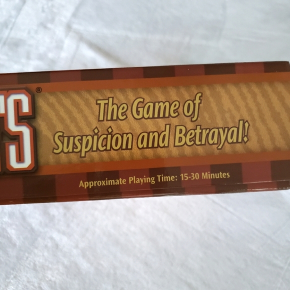 Simply Suspects Board Game--NWOT - Picture 7 of 8